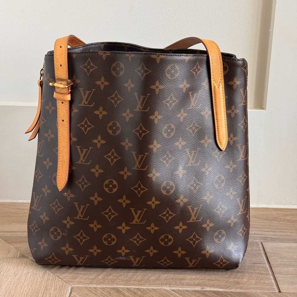 Louis Vuitton Classic Monogram Brown Tote - Picture 2 of 13